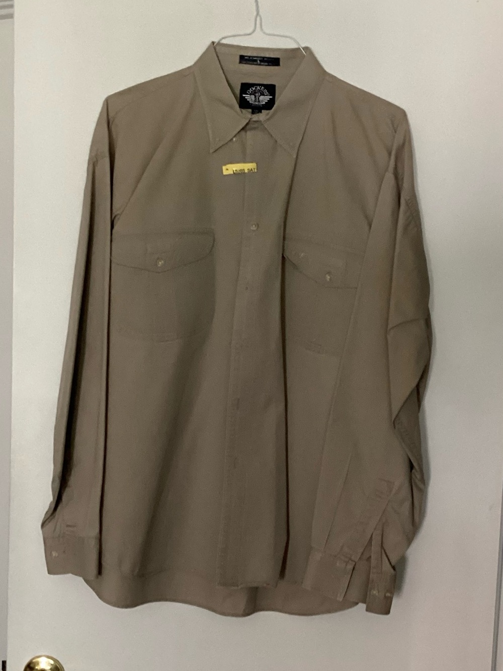 Men's Dockers Large Button-Up Shirt in Taupe/Dark Khacki